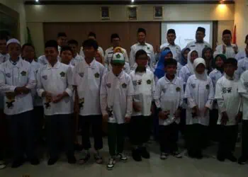 Kemenag Kota Tangerang Lepas 33 Siswa ke OMI Tingkat Provinsi Banten