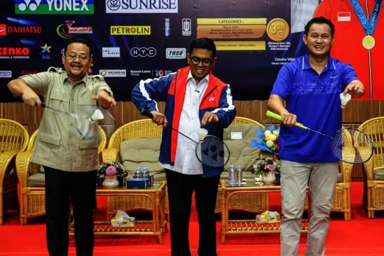 Gubernur Banten Andra Soni Buka Turnamen Bulutangkis di Tangsel