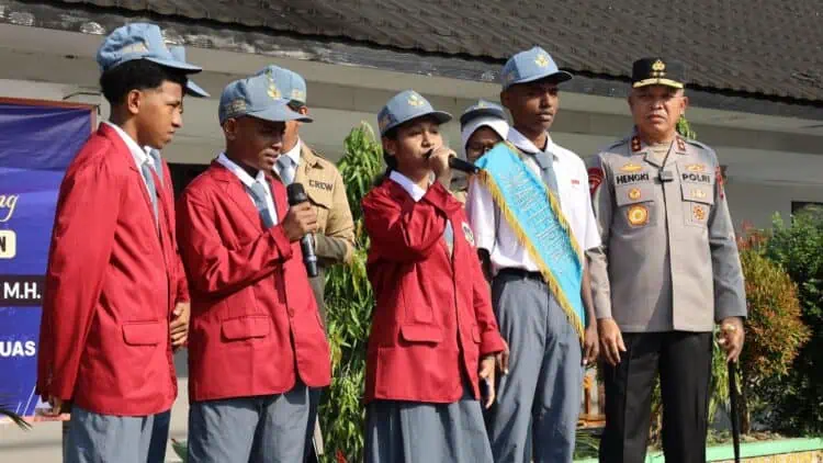 Cegah Radikalisme, Anak Sekolah Jadi Sasaran Personel Polda Banten