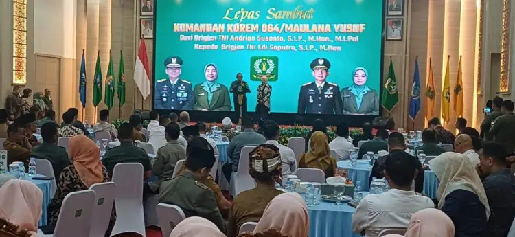Hadiri Pisah Sambut Danrem/064 MY, Andra Minta Babinsa Kembali Terlibat Siskamling