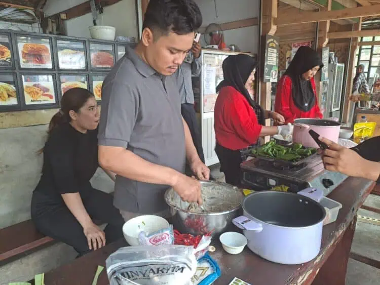Lomba Masak di Kawasan Pesisir Pandeglang, FPTK Banten Konsisten Serukan Pelestarian Laut