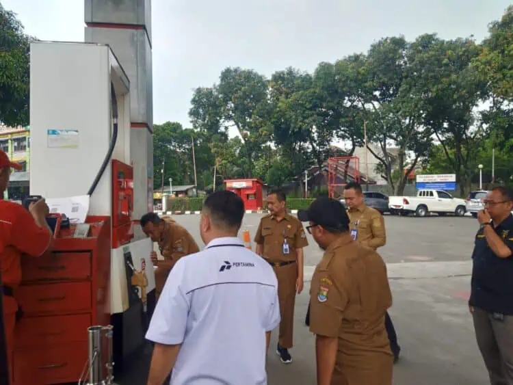 Disperindag Kabupaten Tangerang Lakukan Tera Ulang SPBU 34-15805 Harkit Jalan Borobudur