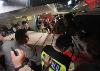 Jenazah Diplomat Zetro Leonardo Purba yang Tewas Ditembak Tiba di Tanah Air