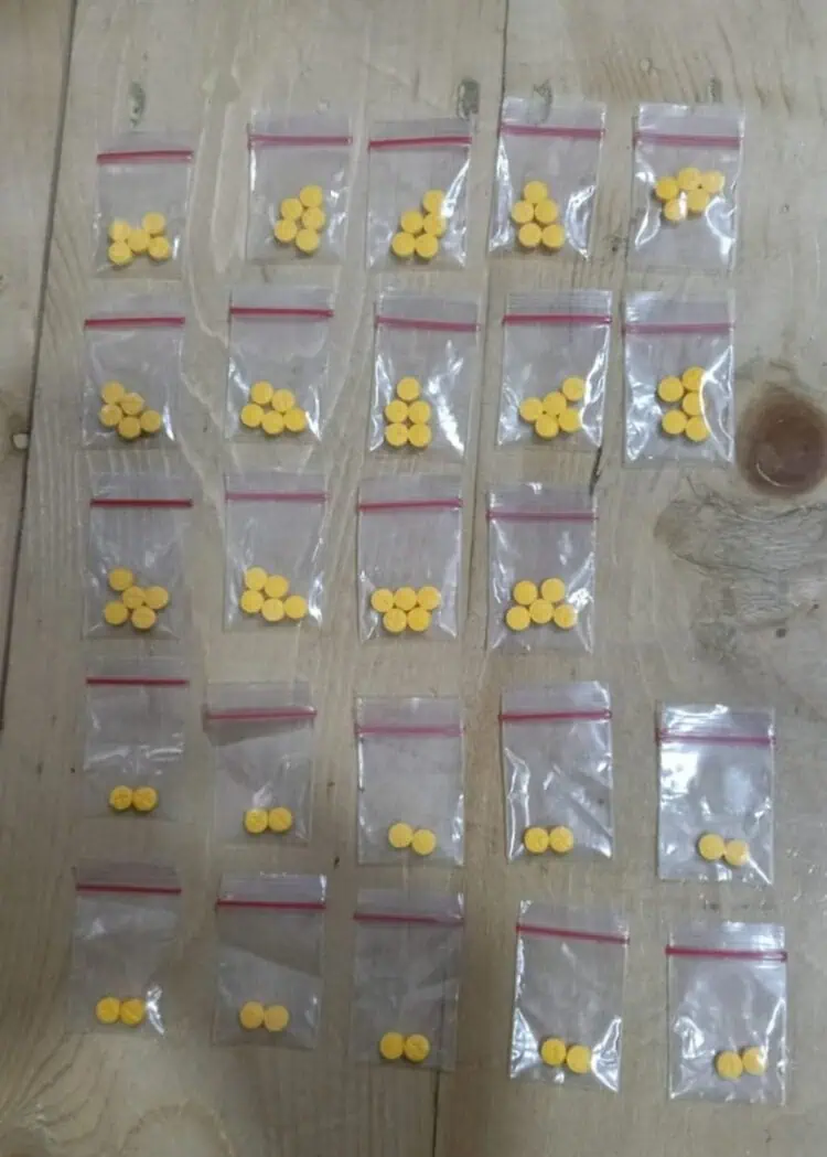 Polsek Neglasari Bekuk Pemuda Pengedar Obat Keras, Ratusan Butir Tramadol dan Exymer Disita