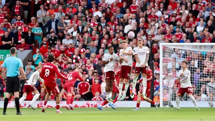 Szoboszlai Cetak Gol Aduhai, Liverpool Kalahkan Arsenal