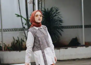 Nissa Sabyan Dikabarkan Hamil, Begini Respon Sang Ayah