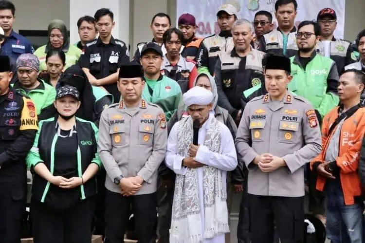 Polres Metro Tangerang Kota Gelar Doa Bareng Ojol
