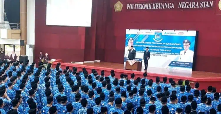 Wali Kota Tangsel Benyamin Davnie Lantik 853 PPPK Tahap II