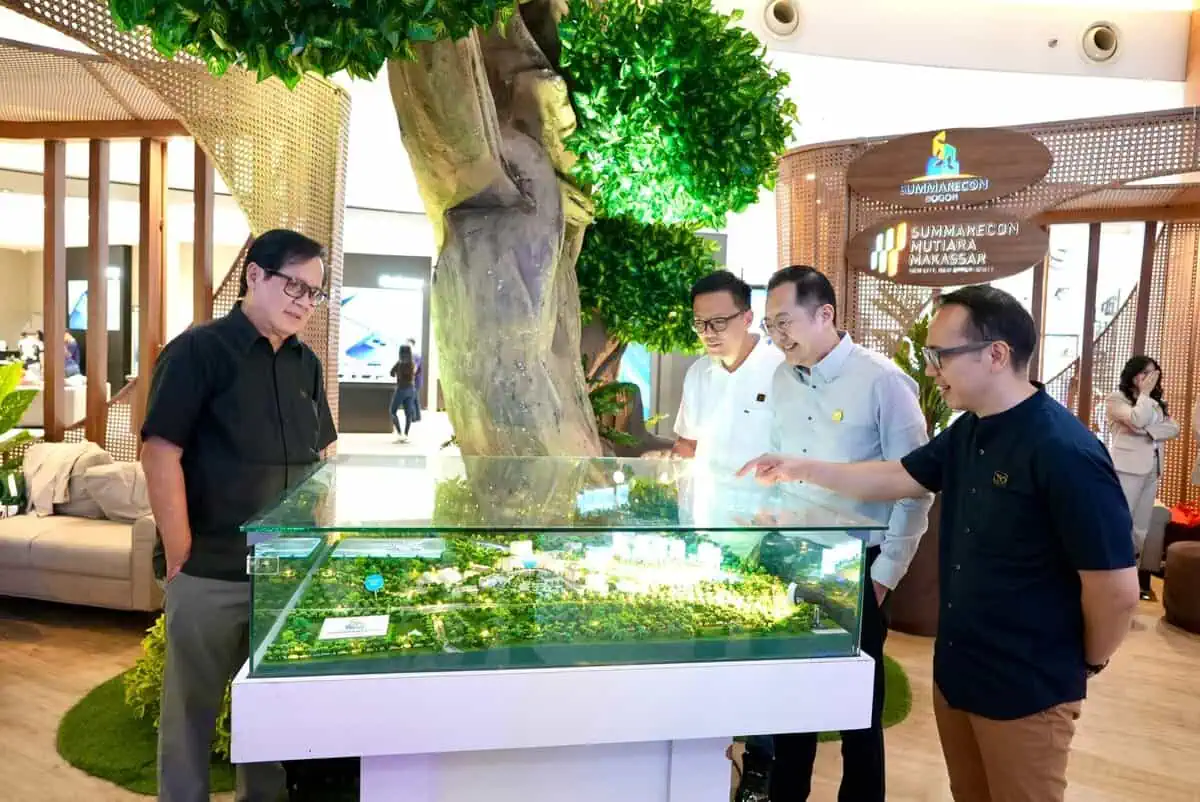 Summarecon Tebar iPhone dan Mobil Listrik di Acara Ultah Emas