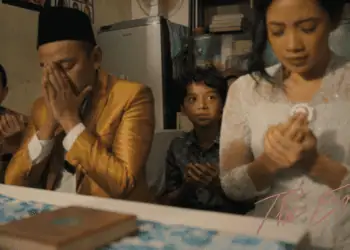 Lirik Lagu Ah - Nadin Amizah