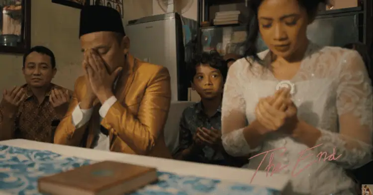 Lirik Lagu Ah - Nadin Amizah