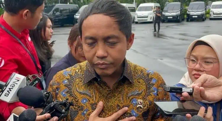 Menhut Raja Juli Antoni Minta Maaf Soal Domino