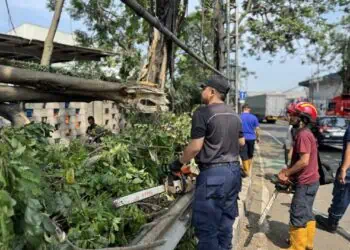 Berangsur Pulih Pasca Banjir, Aktivitas Masyarakat Periuk Kota Tangerang Kembali Normal