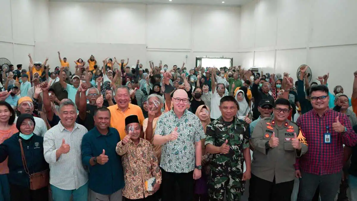 HUT ke-50 Tahun, Summarecon Pulihkan Penglihatan Ratusan Warga Melalui Operasi Katarak Gratis