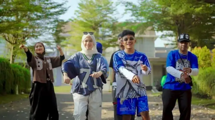 Lirik Lagu Body Pata Pata - Faris Adam Feat Diva Aurel