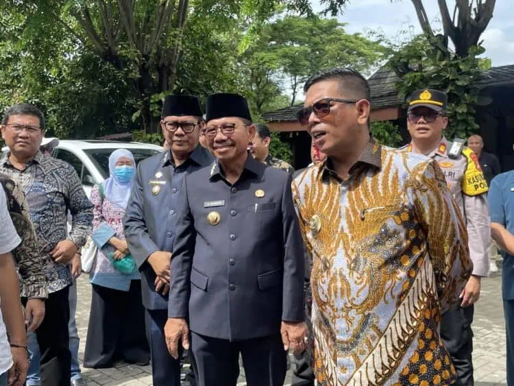Gubernur Banten Pastikan Program MBG Berjalan, Target SLHS Rampung November