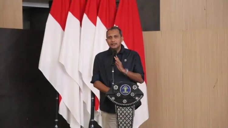 Wamenkum Angkat Isu Strategis Hukum Nasional, Sosialisasi KUHP Baru Digelar di Unirta Serang