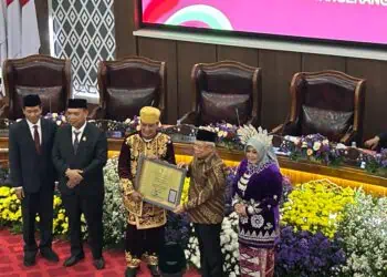 Paripurna Hari Jadi Kabupaten Tangerang ke-393 Dihadiri Wapres ke-13, ANRI Serahkan 'Kado' Buku Sejarah