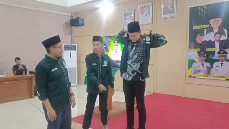 Hadiri Pelantikan Pengurus GEMA MA Pandeglang, Wabup Iing: Seluruh Elemen Harus Bersinergi Bangun Daerah