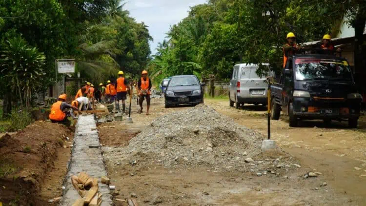 Setelah 35 Tahun, Ruas Jalan Sukawaris-Tanjungan Pandeglang Akhirnya Dibangun