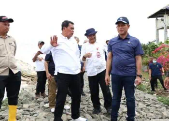 Menteri Hanif Faisol Tinjau Rencana Pembangunan PSEL di TPA Jatiwaringin Awal 2026