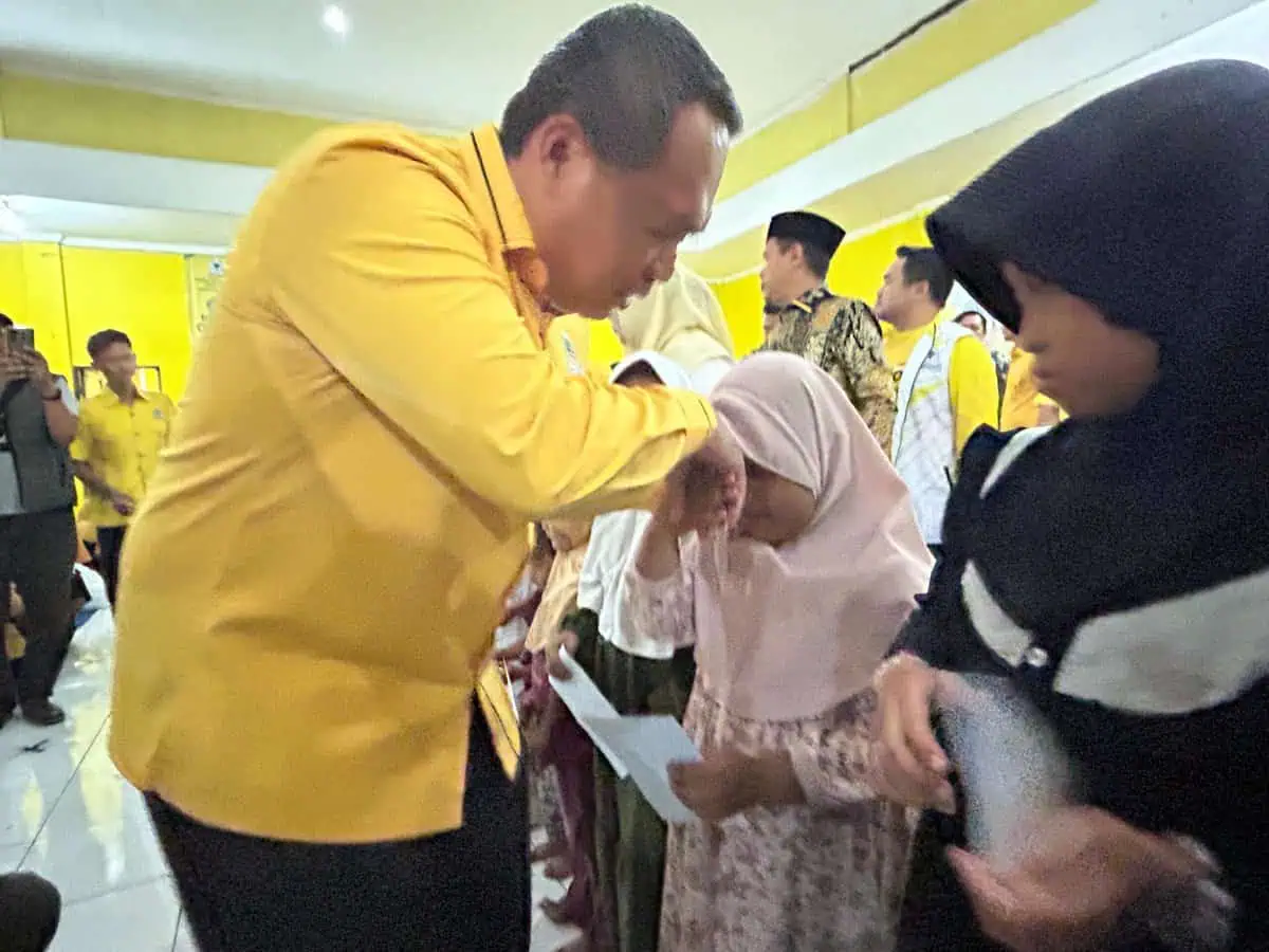 Rayakan HUT Ke-61, DPD Golkar Kabupaten Tangerang Gelar Bhakti Sosial