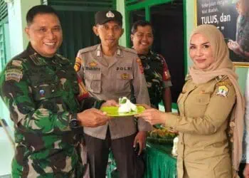 Datangi Makoramil 09 Cikeusal, Jajaran Muspika Curug Beri Ucapan HUT Ke-80 TNI