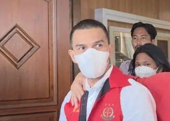 Sidang Putusan Ditunda, Jonathan Frizzy Minta Keringanan Hukuman