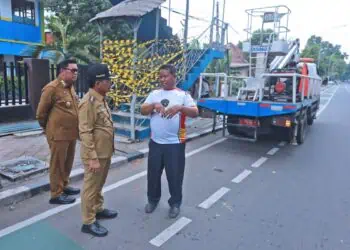 Wali kota Tangerang Tinjau JPO Daan Mogot: Sudah Lama Tak Difungsikan
