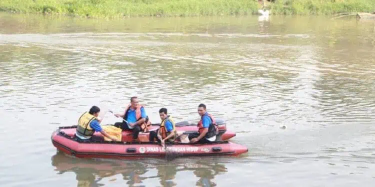 KLH Minta Pemkot Tangerang Bentuk Kelompok Masyarakat Bersih Sungai Cisadane