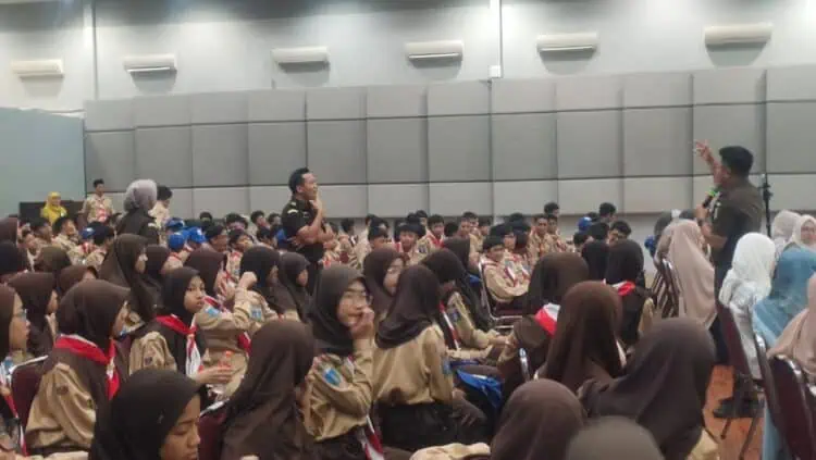 Dikbud dan Kejari Tangsel Tanamkan Kesadaran Hukum di SMP An-Nisa Izada