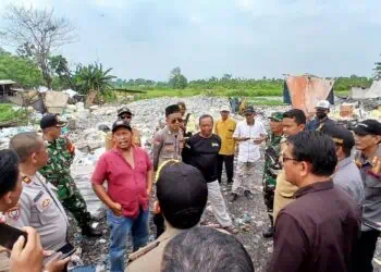 Sebabkan Polusi Udara di Sindang Jaya, 22 Lapak Limbah Ilegal Disegel