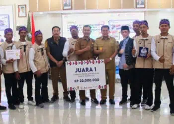 Kronjo Raih Juara Pertama Lomba Klompencapir Nelayan
