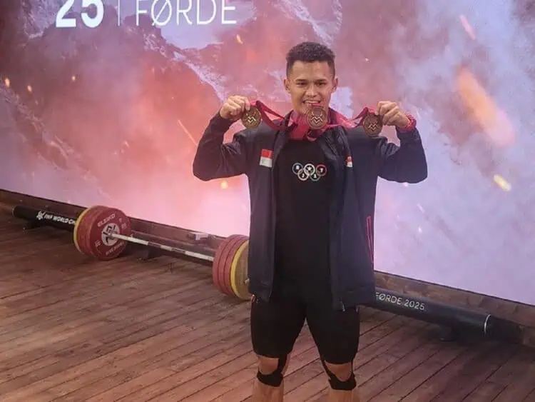 Rizki Juniansyah Raih Dua Emas Kejuaraan Dunia