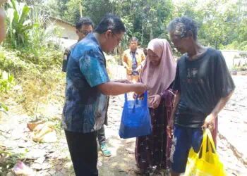 Dua Dekade Hidup di Gubuk Reyot, Pasutri Lansia di Lebak Akhirnya Dapat Rumah Layak dari Pemerintah
