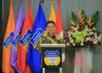 Wali kota Tangerang Ajak Para Wisudawan Berkontribusi Bersama Membangun Kota