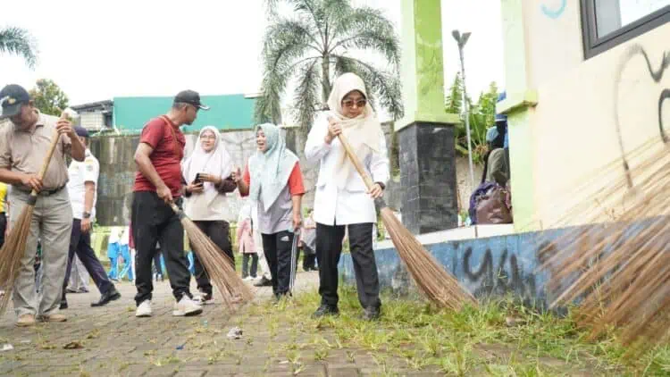 Agar Hidup Nyaman dan Sehat, Masyarakat Diimbau untuk Menjaga Kebersihan Lingkungan