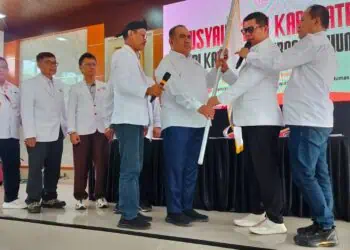 MUSKAB - Fahmi Hakim, terpilih kembali sebagai Ketua PMI Kabupaten Serang, melalui kegiatan Musyawarah Kabupaten Serang XIV PMI Kabupaten Serang, yang digelar di Markas PMI Banten, Minggu (23/11). (ISTIMEWA)