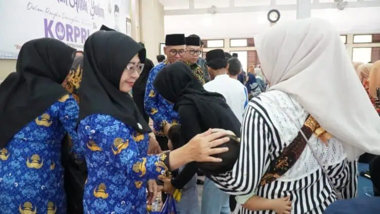 Bupati Dewi: Seluruh ASN Harus Bekerja Sepenuh Hati