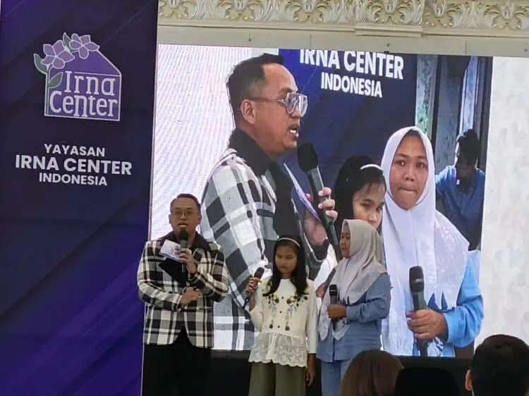Siswi Tunanetra Tampil Mengharukan di Acara Launching Yayasan Irna Center Indonesia