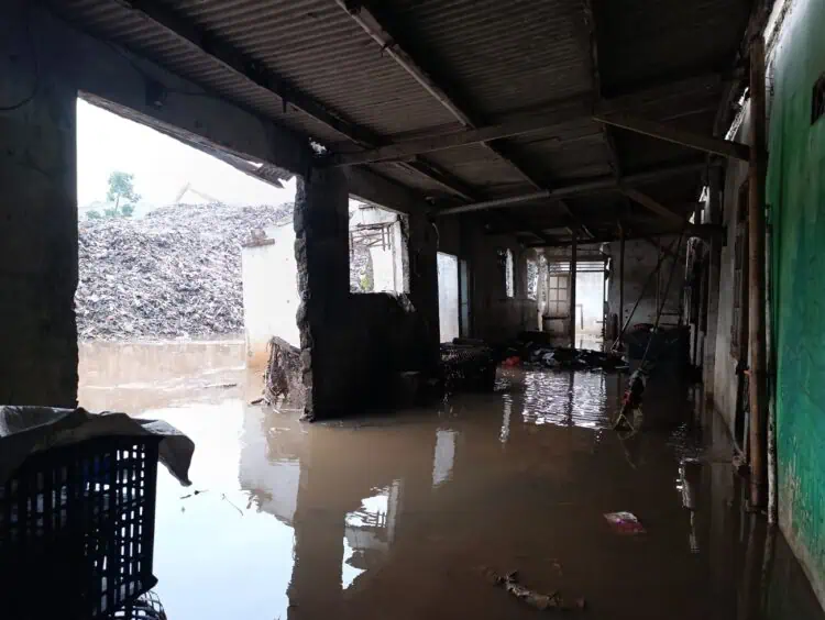 Belum Pulih dari Banjir Sepinggang, Warga Cipeucang Kembali Kebanjiran