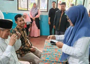 PBMA–PGMA Gelar Baksos Katarak di Menes, Ratusan Warga Jalani Pemeriksaan Mata