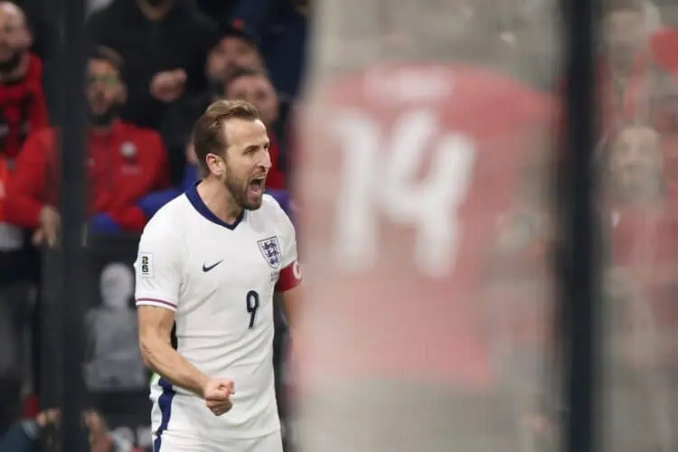 Three Lions Sempurna Tanpa Kebobolan