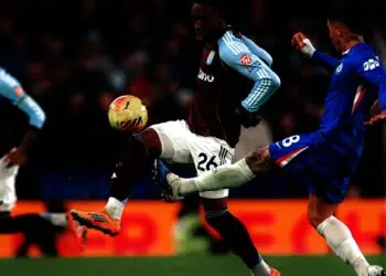 Chelsea Telan Pil Pahit di Kandang Sendiri