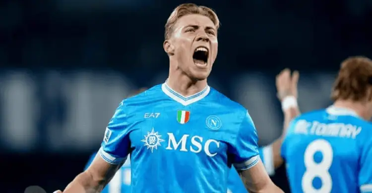 Tundukkan Juventus, Napoli Kembali ke Puncak Klasemen