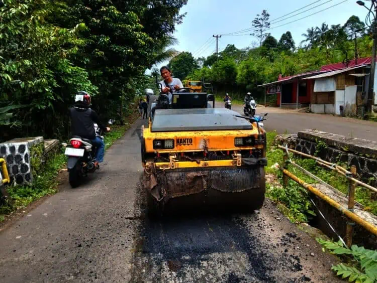 Jelang Nataru, Empat Ruas Jalan Provinsi Segera Diperbaiki