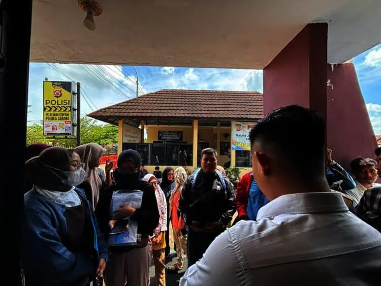 Polres Serang Temukan Dugaan SKCK Palsu, Dipesan Melalui Aplikasi Facebook