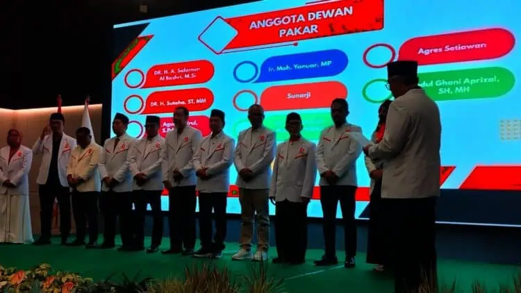 Dimyati dan Pelawak Narji Dilantik Sebagai Dewan Pakar PKS Banten