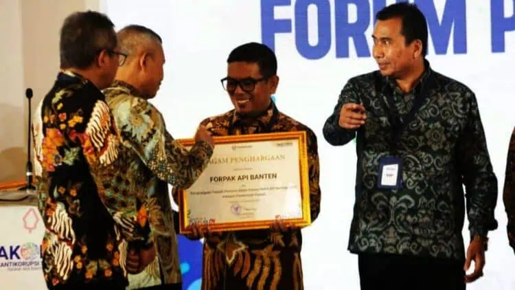 Hari Antikorupsi Se-Dunia, Pemprov Banten Dapat Penghargaan dari KPK