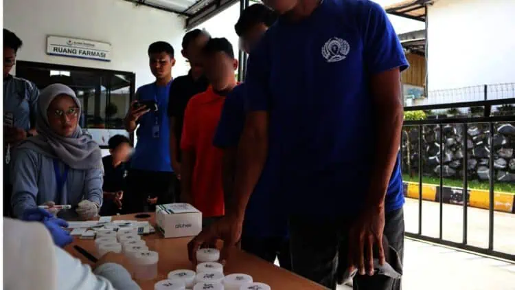 Cegah Peredaran Narkoba, Ratusan Napi Rutan Kelas I Tangerang Dites Urine